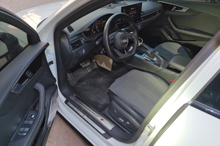 Used Audi A4L 2024 40 TFSI Luxury Dynamic Edition