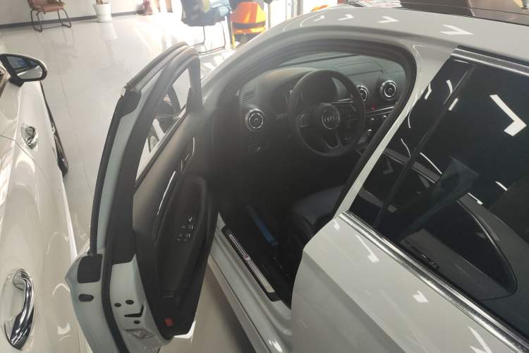 Used Audi A3 2020 Limousine 35 TFSI Fashion Edition China VI Emission Standard
