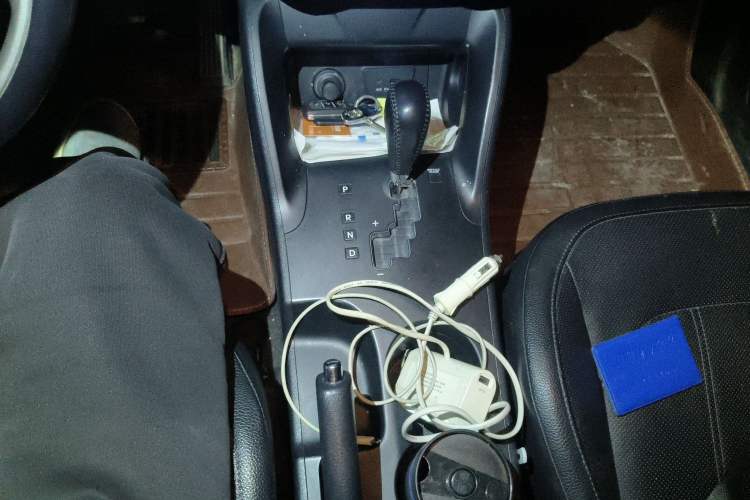 Used Hyundai ix35 2013 2.0L Automatic Two-Wheel Drive Smart GLS China IV Standard