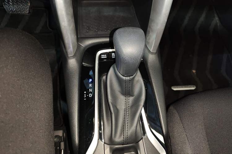 Used Toyota Corolla Cross 2023 Dual-Motor 2.0L Elite Edition Gear Lever