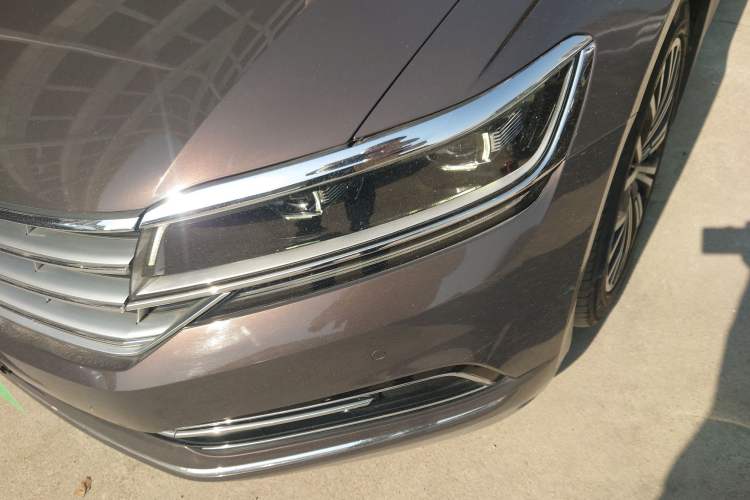 Used Volkswagen Phideon 2018 Revised Version 380TSI Two-Wheel Drive Business Edition