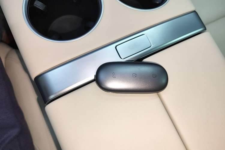 Used Li Auto L7 2025 Max Smart Refresh Edition Vehicle Key