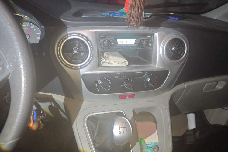 Used JAC Refine M3 2018 1.6L Express Edition 5-seater