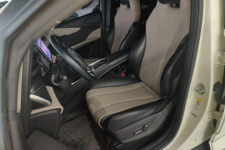 Used BYD Dolphin 2024 Honor Edition 420km Fashion Version
