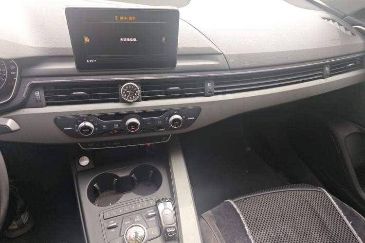 Used Audi A4L 2017 Plus 40 TFSI Ambition Model
