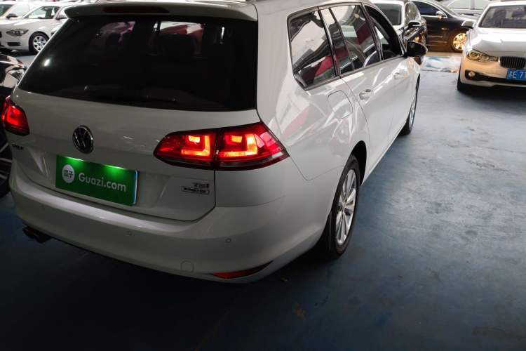 Used Volkswagen Golf (Import) 2015 1.4TSI Comfort Travel Edition
