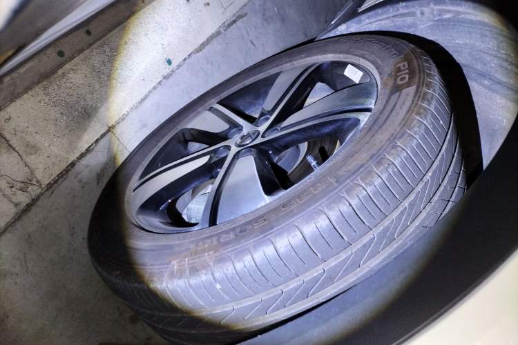 Used smart #1 2024 Dynamic Standard Edition Right Front Wheel Hub