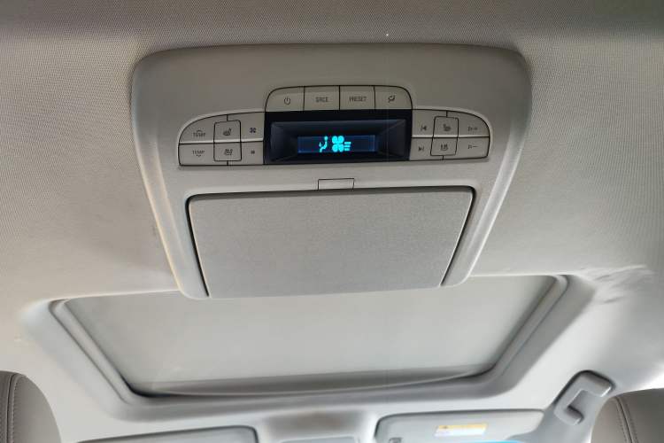 Used Buick GL8 2013 3.0L XT Luxury Business Flagship Edition