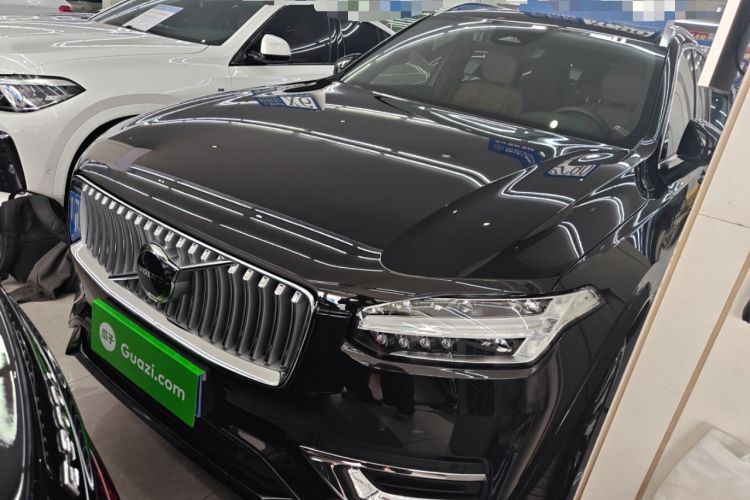 Used Volvo XC90 2025 B5 SmartDrive Luxury Edition 5 Seats