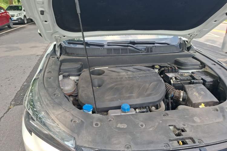 Used CHANGAN OSHAN X5 PLUS 2023 Revised 1.5T DCT Excellence Edition