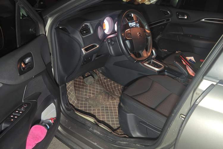 Used Citroen C4L 2014 1.8L Intelligent Drive Automatic Enjoyment Model
