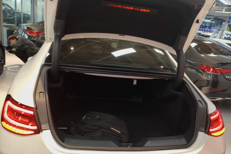 Used Mercedes-Benz CLS 2023 Refreshed CLS 300 Dynamic Edition