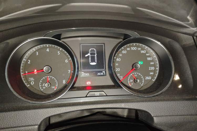 Used Volkswagen Golf 2019 200TSI DSG Comfort & Ambition Edition China VI Standard
