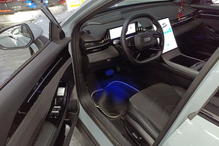 Used Geely Galaxy L6 2024 125km Creative Edition
