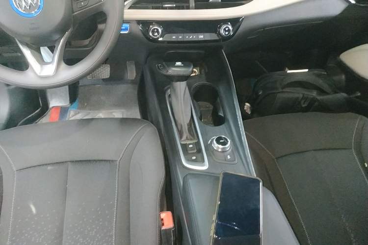 Used Buick Velite 6 2022 Plug-in Hybrid Connected Fashion Model
