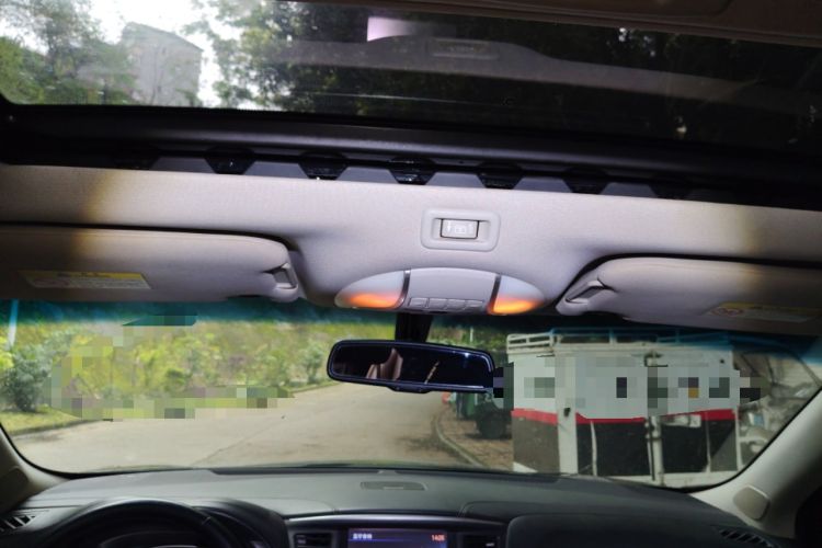 Used Infiniti QX60 2016 2.5 S/C Hybrid Two-Wheel-Drive Excellence Edition China V Standard Headliner