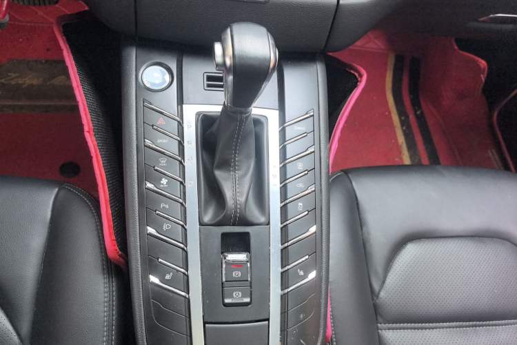 Used Zotye SR9 2017 2.0T Automatic Ultimate Edition