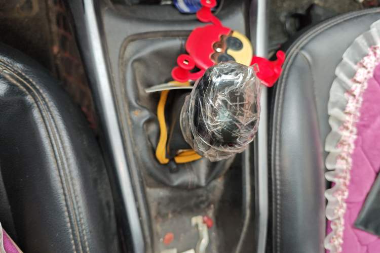 Used Peugeot 2008 2014 1.6L Manual Fashion Edition
