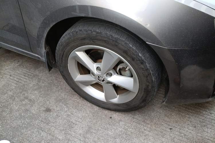 Used Skoda Octavia 2015 1.6L Automatic Yijie Edition
