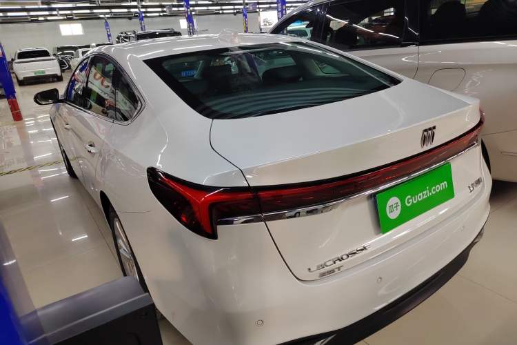 Used Buick LaCrosse 2023 Restyled 25T Cross-Country Edition