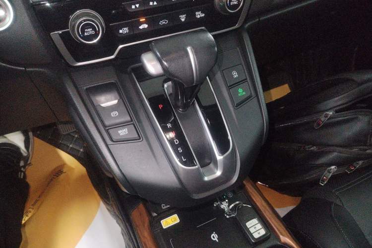 Used Honda CR-V 2021 240TURBO CVT 2WD Fashion Edition