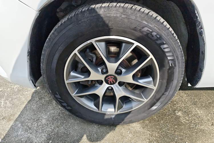 Used BYD Song 2016 GaiShi Edition 1.5TI Manual Elite Model
