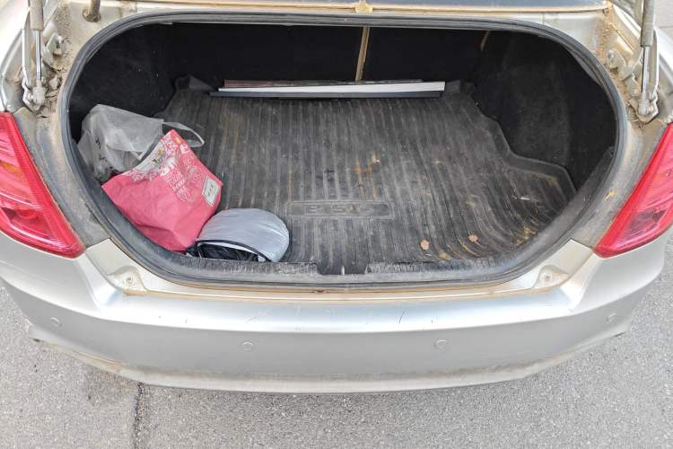 Used Bestune B50 2013 1.6L manual Comfort trim level