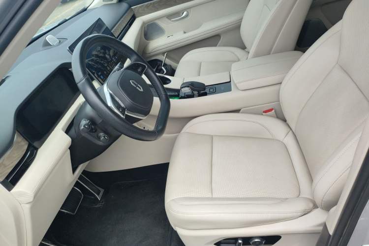 Used Hima AITO M5 2022 Extended-Range Four-Wheel Drive Performance Version Left Front Seat