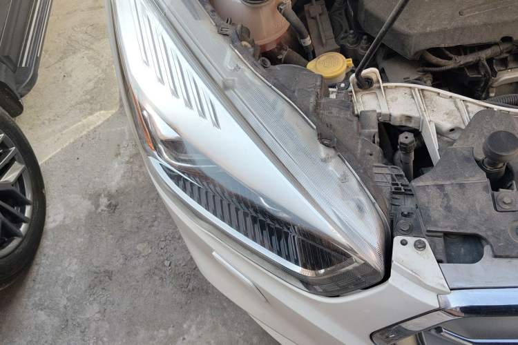 Used Ford Kuga 2018 EcoBoost 180 Two-Wheel-Drive Luxury Wing Edition
