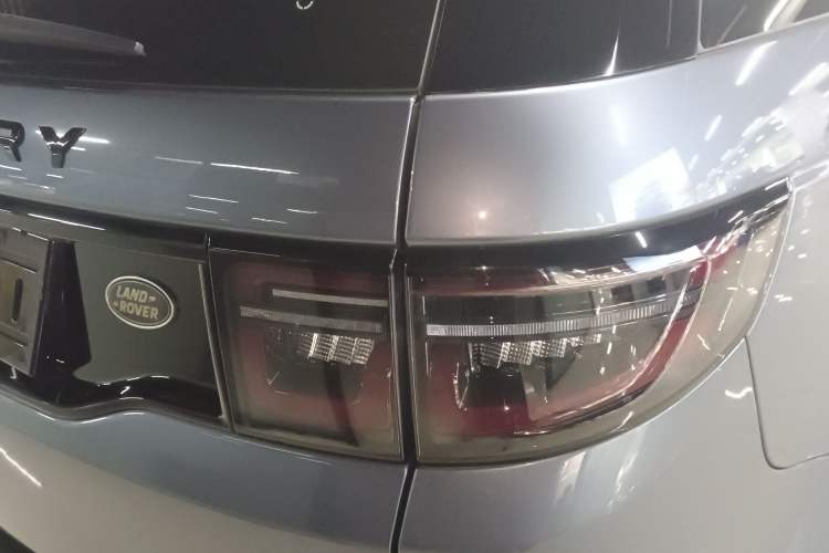 Used Land Rover Discovery Sport 2020 249 PS R-Dynamic Performance Edition Right Rear Taillight