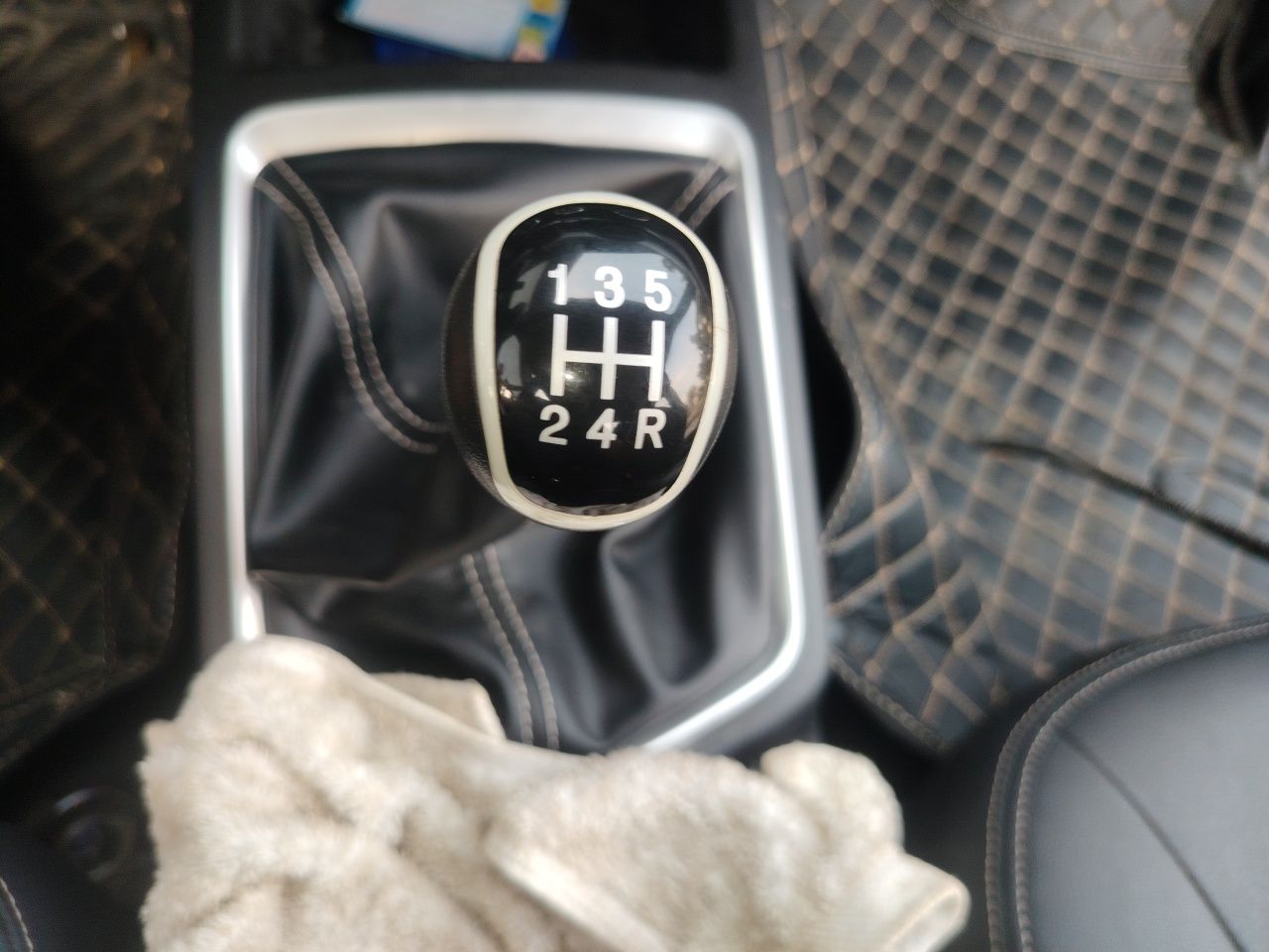 Dongfeng Ruichi 2025 Model 2.4L Gasoline 4x4 Entrepreneurship Edition—Extended Cargo Bed — снимка 14