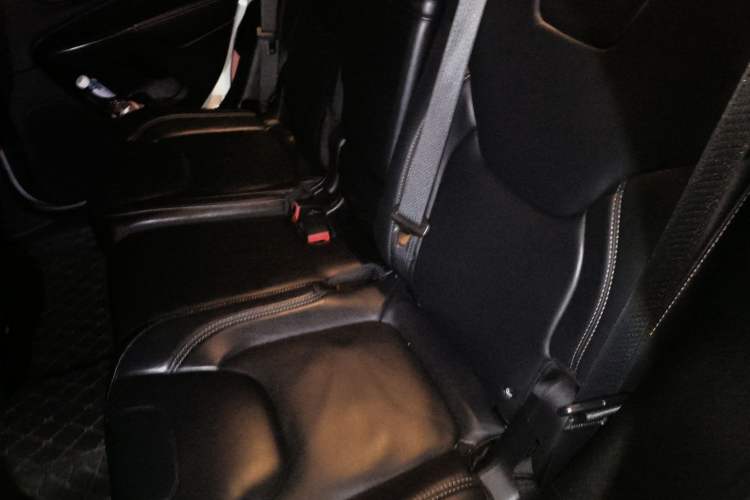 Used Jeep Cherokee 2014 2.4L Luxury Edition