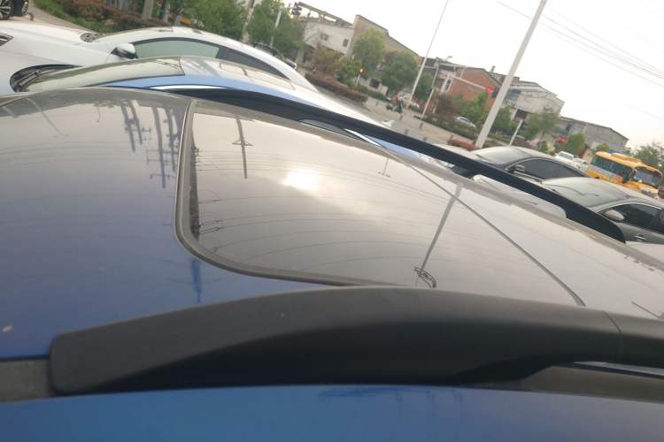 Used Kia KX Cross 2017 1.4L AT GLS
