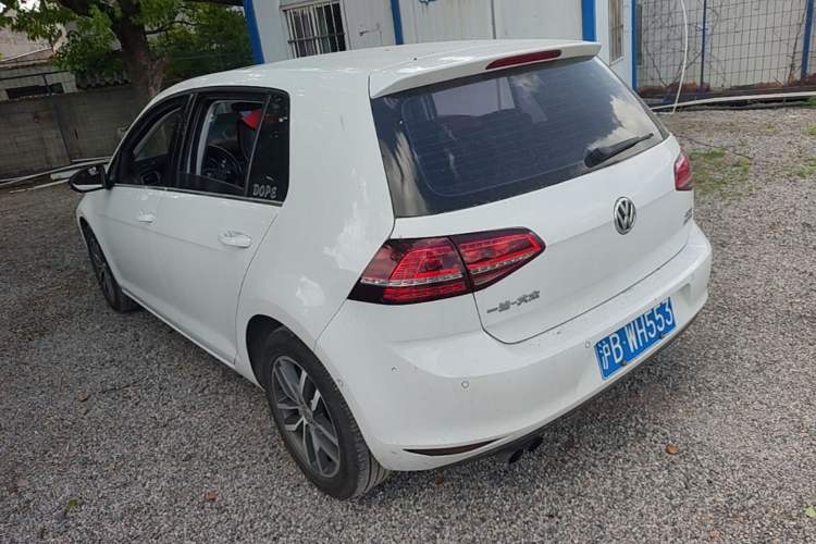 Used Volkswagen Golf 2017 230TSI Automatic Luxury Million-Vehicle Commemorative Edition
