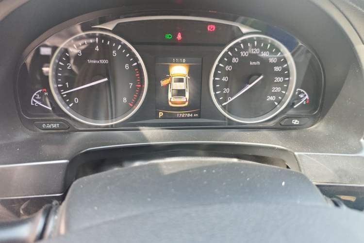 Used Geely Auto Emgrand GT 2016 1.8T Zunya Model Odometer Close Up