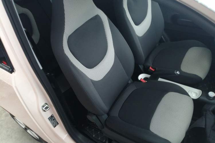 Used Wuling Hongguang MINIEV 2024 3rd Generation 215km Advanced Version
