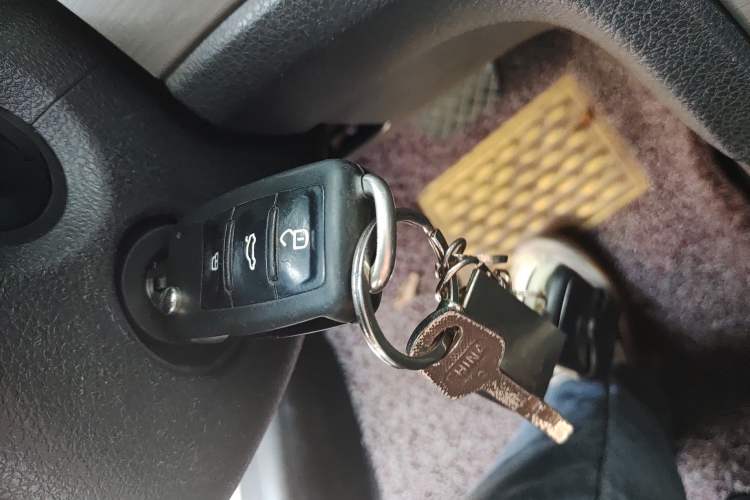 Used Volkswagen Lavida 2013 1.6L Automatic Comfort Edition
