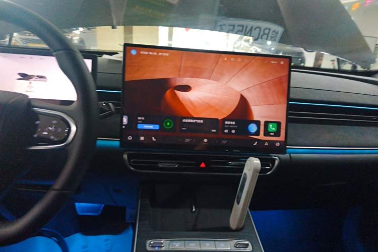 Used Chery Fengyun A8L 2025 1.5 TGDI 145 km Luxury Version Audio And AC Panel