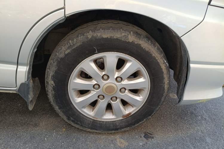 Used Jinbei Grace 2015 2.0L Classic Edition Luxury Long-Wheelbase 9-Seater