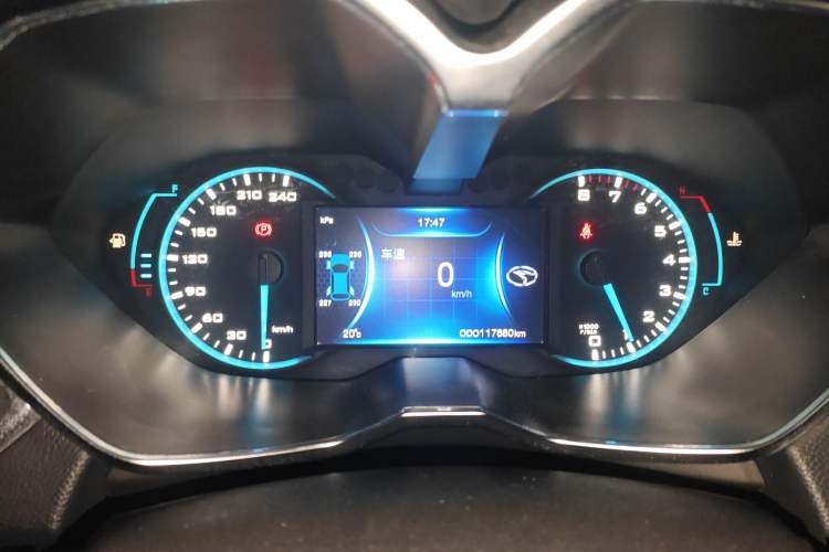 Used Soueast DX7 2015 1.5T Manual Luxury Model