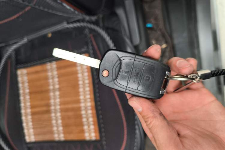 Used Wuling Hongguang PLUS 2019 1.5T Manual Comfort Version 7 Seats
