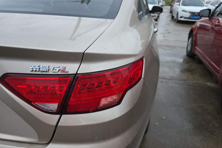 Used Geely Auto Emgrand GL 2017 1.8L Manual Elite Model
