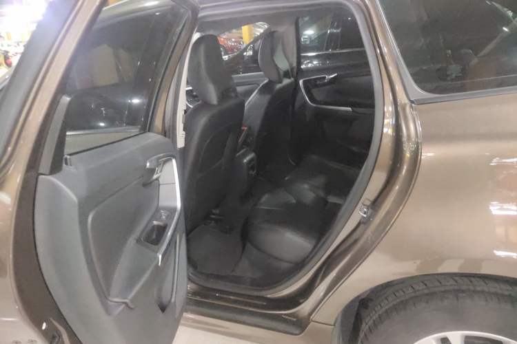Used Volvo XC60 2015 T5 Zhiyi Edition
