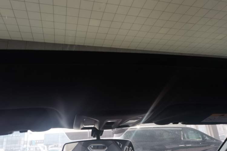 Used CHANGAN UNI-V 2023 1.5T Premium Model
