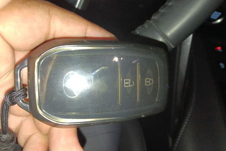 Used Toyota Venza 2023 2.0L CVT Two-Wheel Drive Luxury Edition
