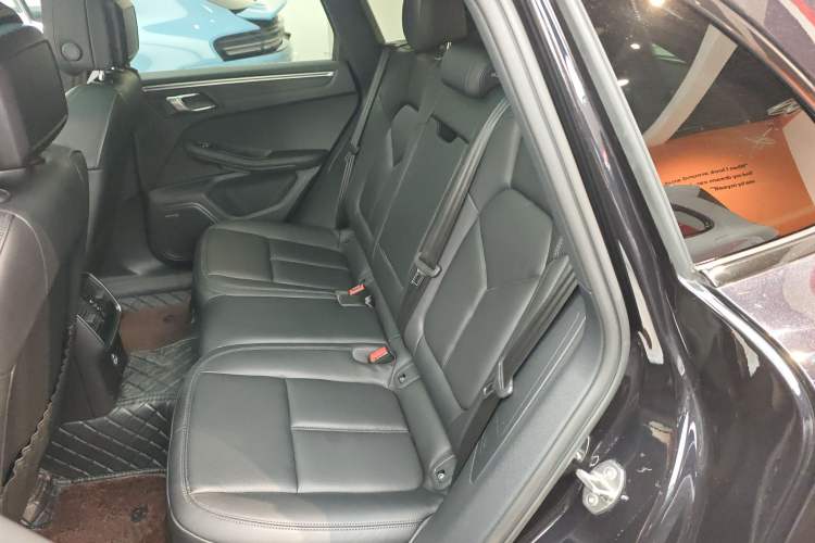 Used Porsche Macan 2024 Macan 2.0T