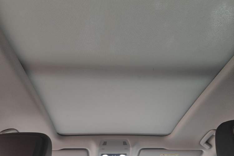 Used Volkswagen Tavendor 2023 380TSI All-Wheel Drive R-Line Journey Edition
