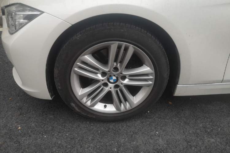 Used BMW 3 Series 2017 320Li Fashion Model
