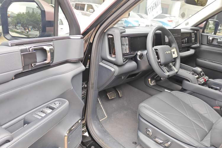 Used Formula Leopard 5 2025 TianShen Intelligent Driving Ultra Edition Driver Seat