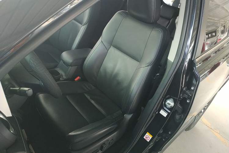 Used Toyota RAV4 2016 2.0L CVT Two-Wheel Drive Smart Edition China V Standard